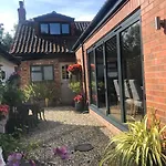 Hayfield Spacious Detached Luxury
