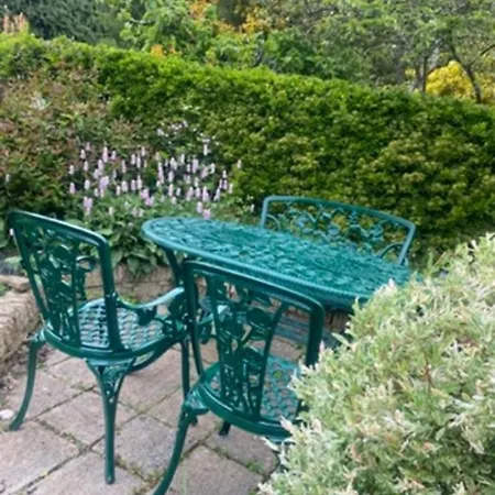 Hayfield Spacious Detached Luxury *